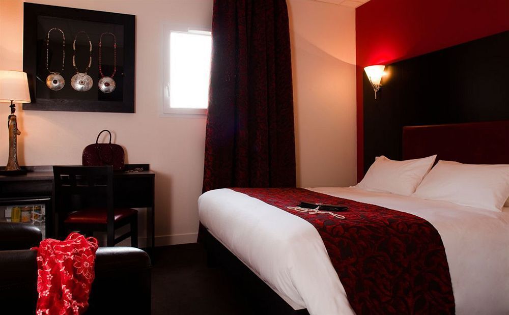 Brit Hotel Confort Alexia - La Souterraine Kültér fotó